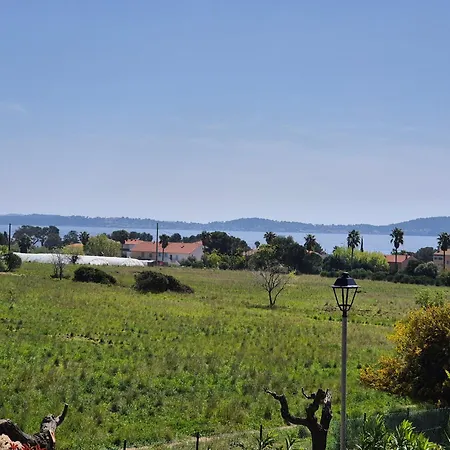 Apartamento T2 Vue Au Calme Carqueiranne
